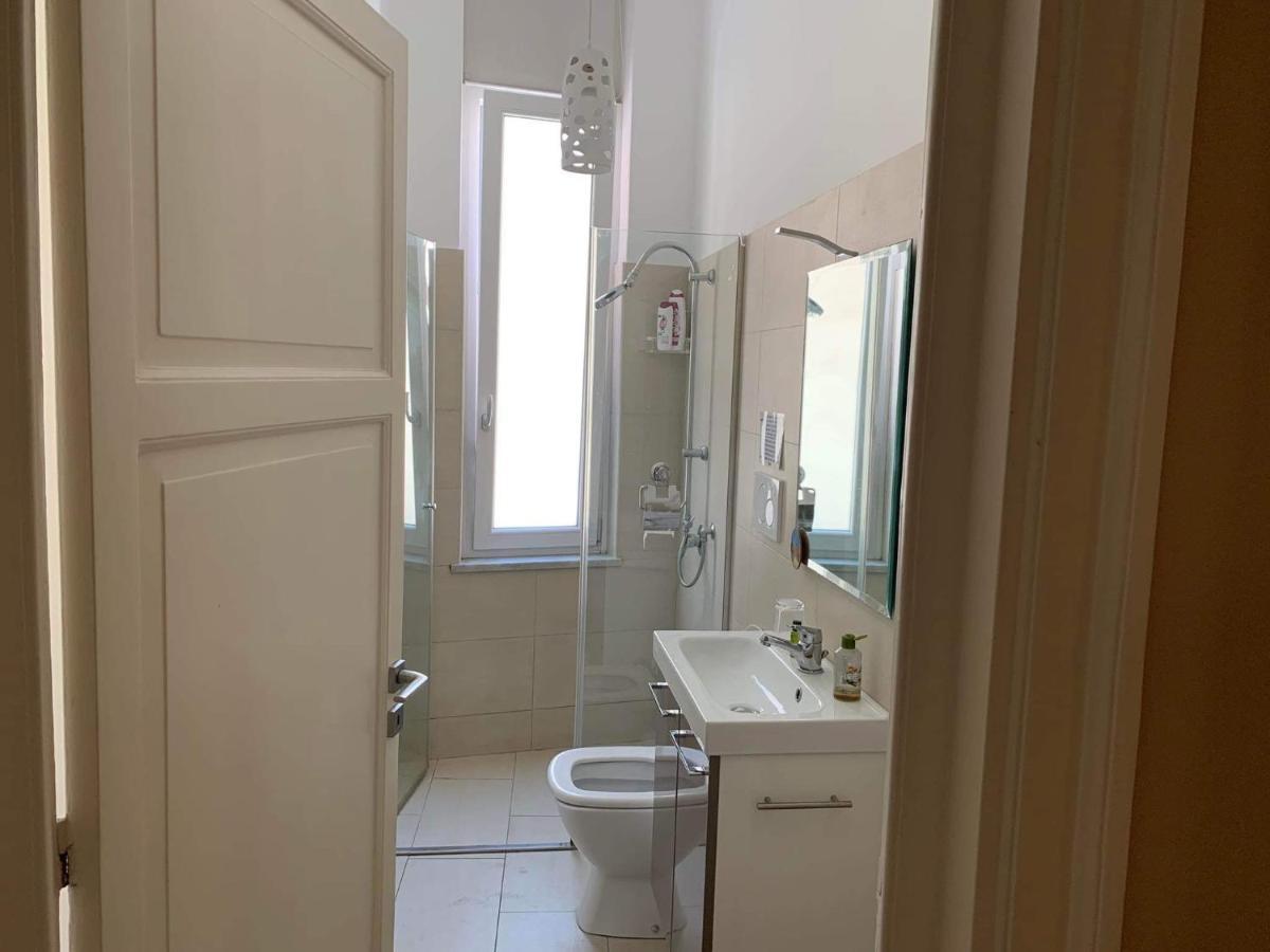 Due Cani Apartment 팔레르모 외부 사진