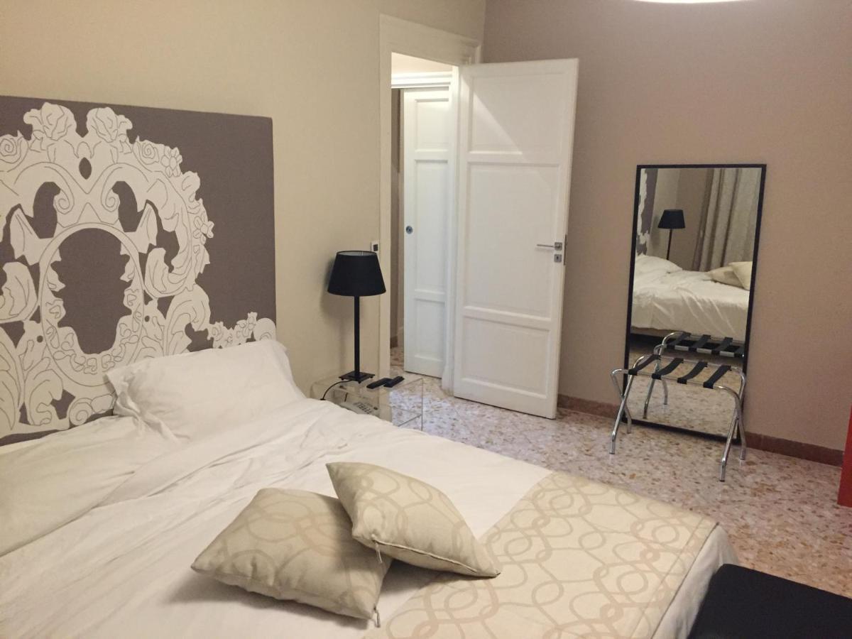 Due Cani Apartment 팔레르모 외부 사진