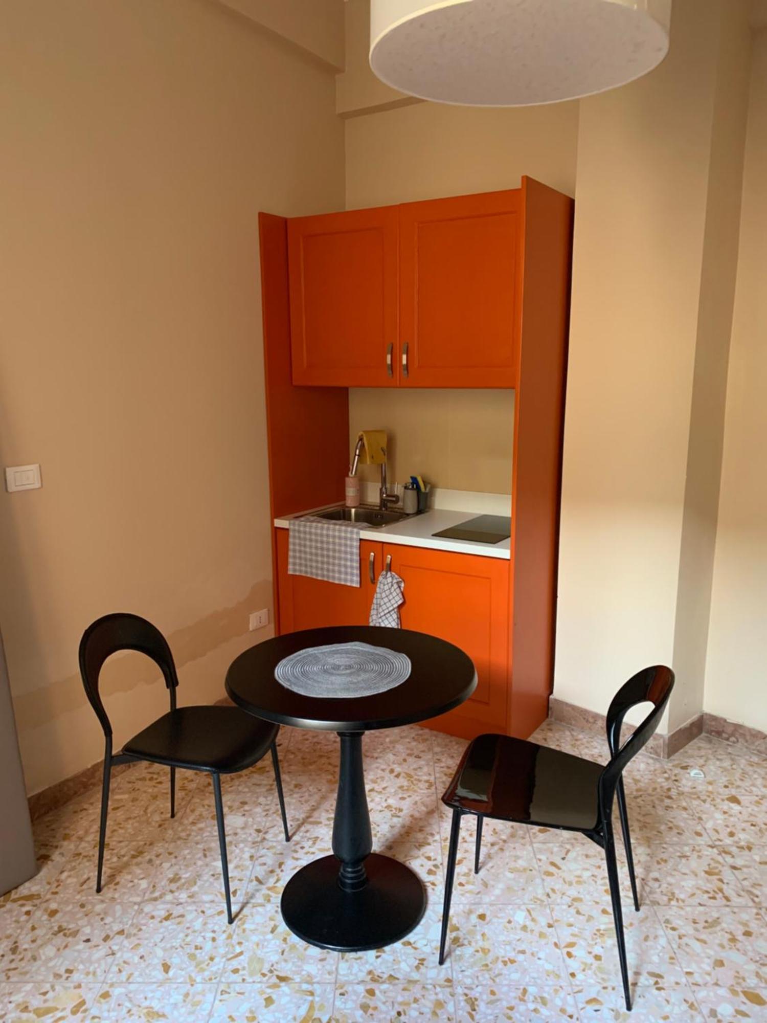Due Cani Apartment 팔레르모 외부 사진